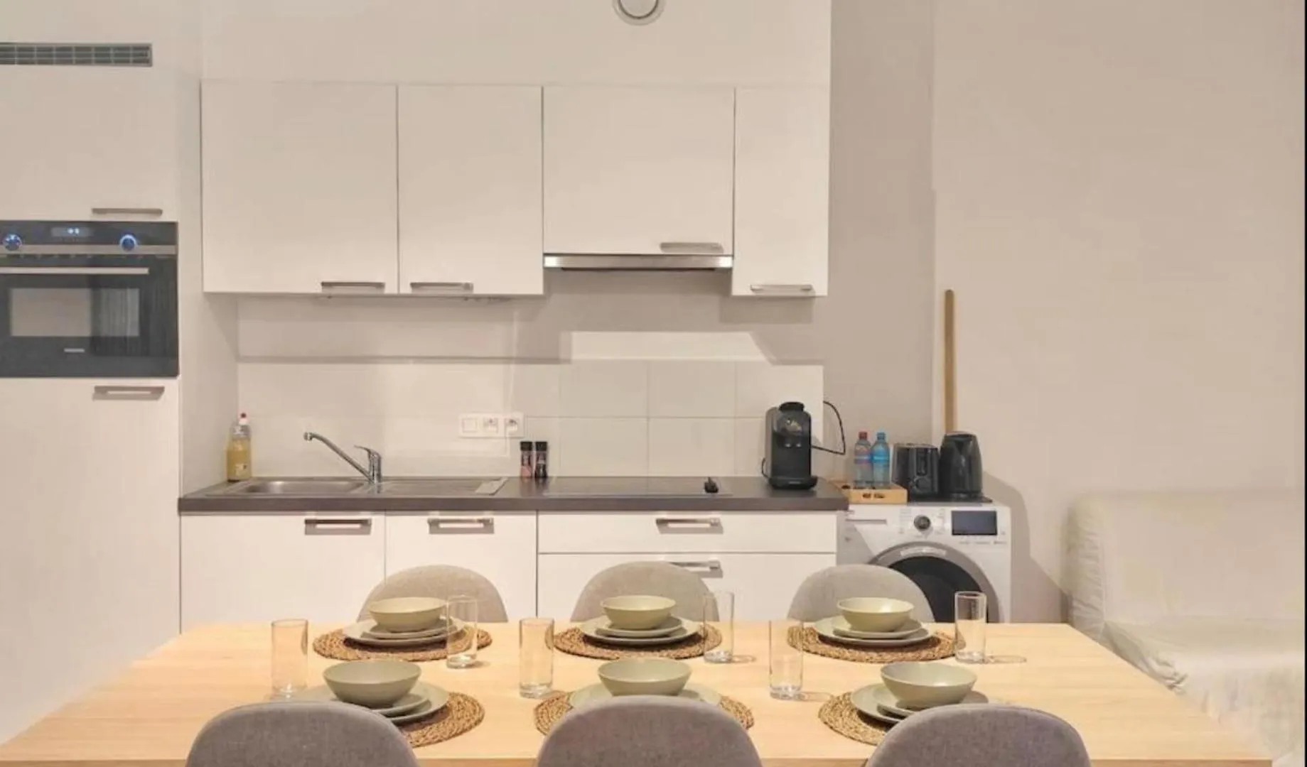 2 Bedroom Apartment In Center With Breathtaking View Brussels